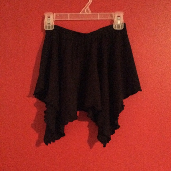 Girls Hankerchief Hemline Dance/Ballet Skirt - Picture 2 of 3